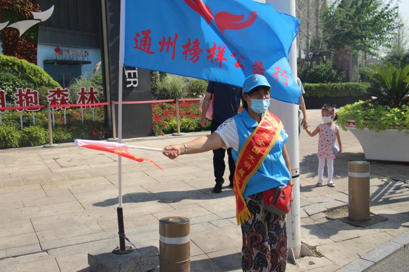 <strong>红桃性爱粉嫩喷水游戏</strong>